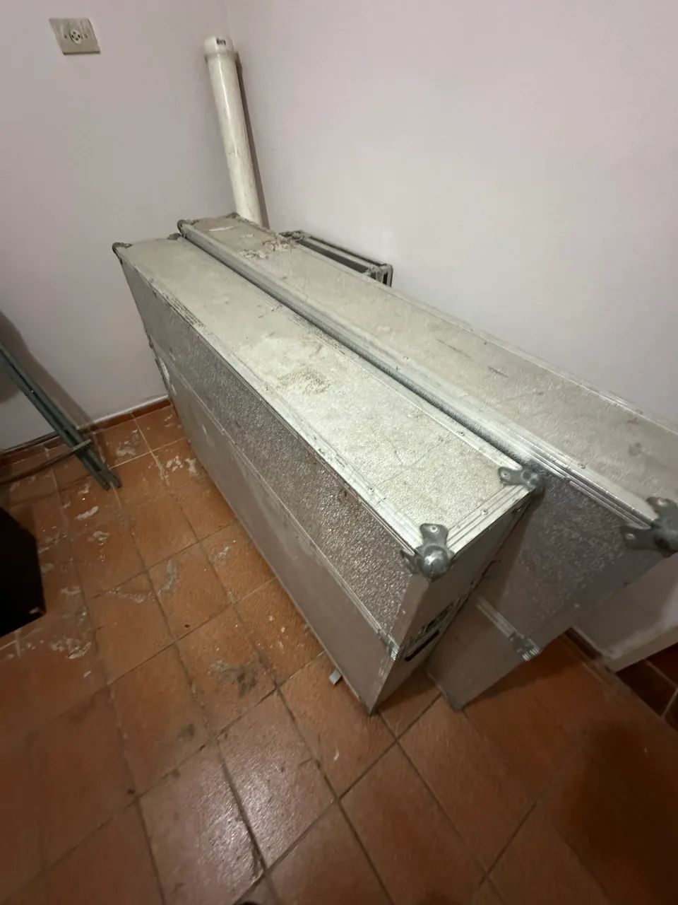 Case de Transporte para TV e Equipamentos (2 Unidades) - Foto 2