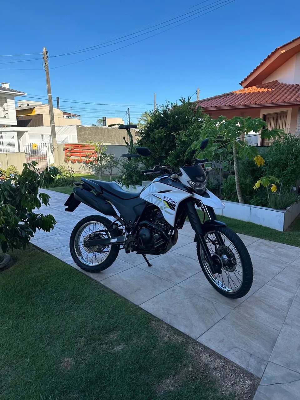 Lander, XTZ 250 só pegar e andar, revisada a pouco tempo. - Foto 3