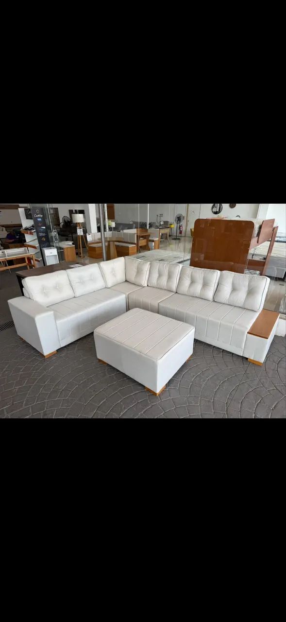 Sofa moderno