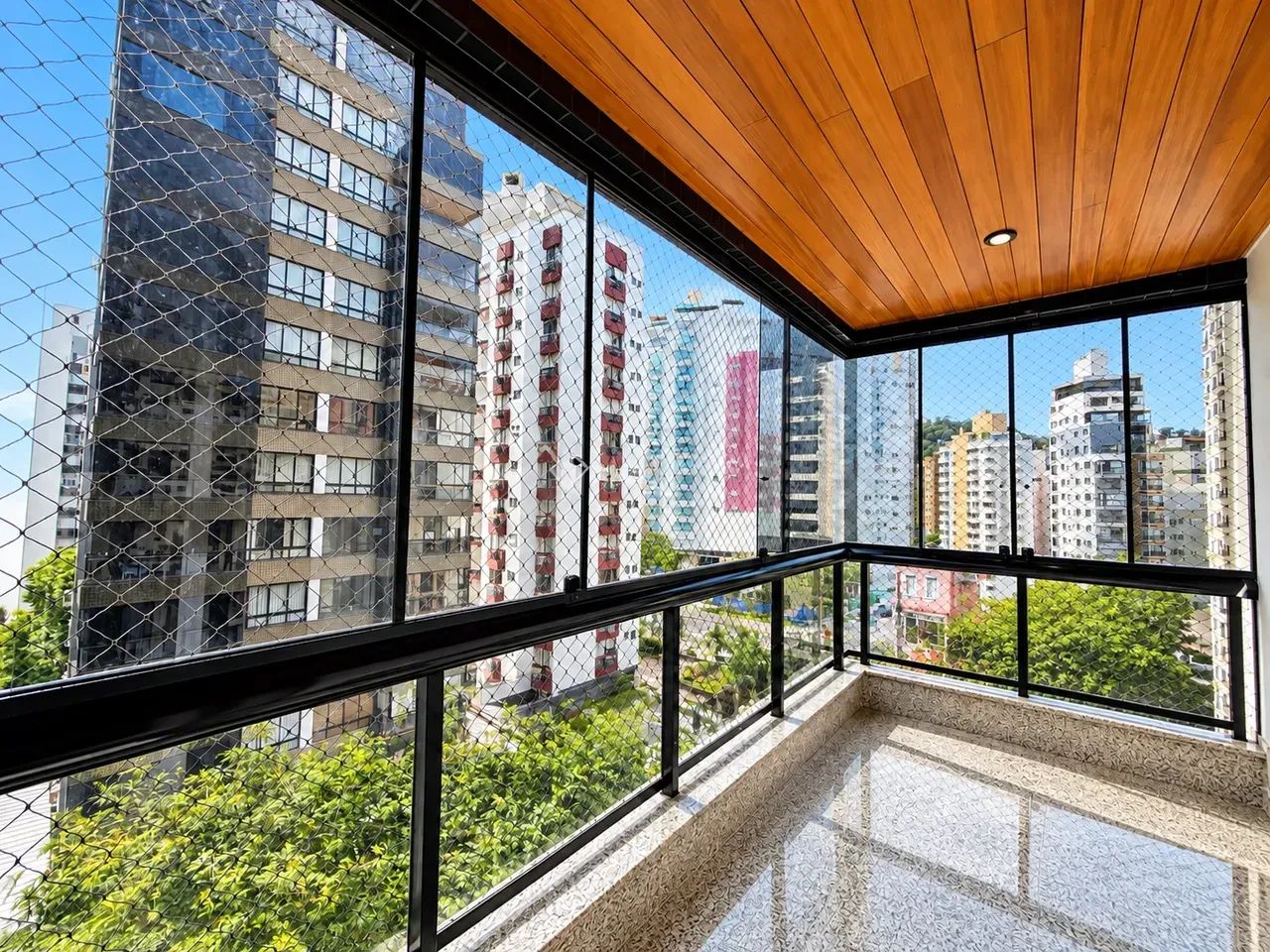 Imóvel para venda possui 120 metros quadrados com 3 quartos em Centro - Florianópolis - SC - Foto 5