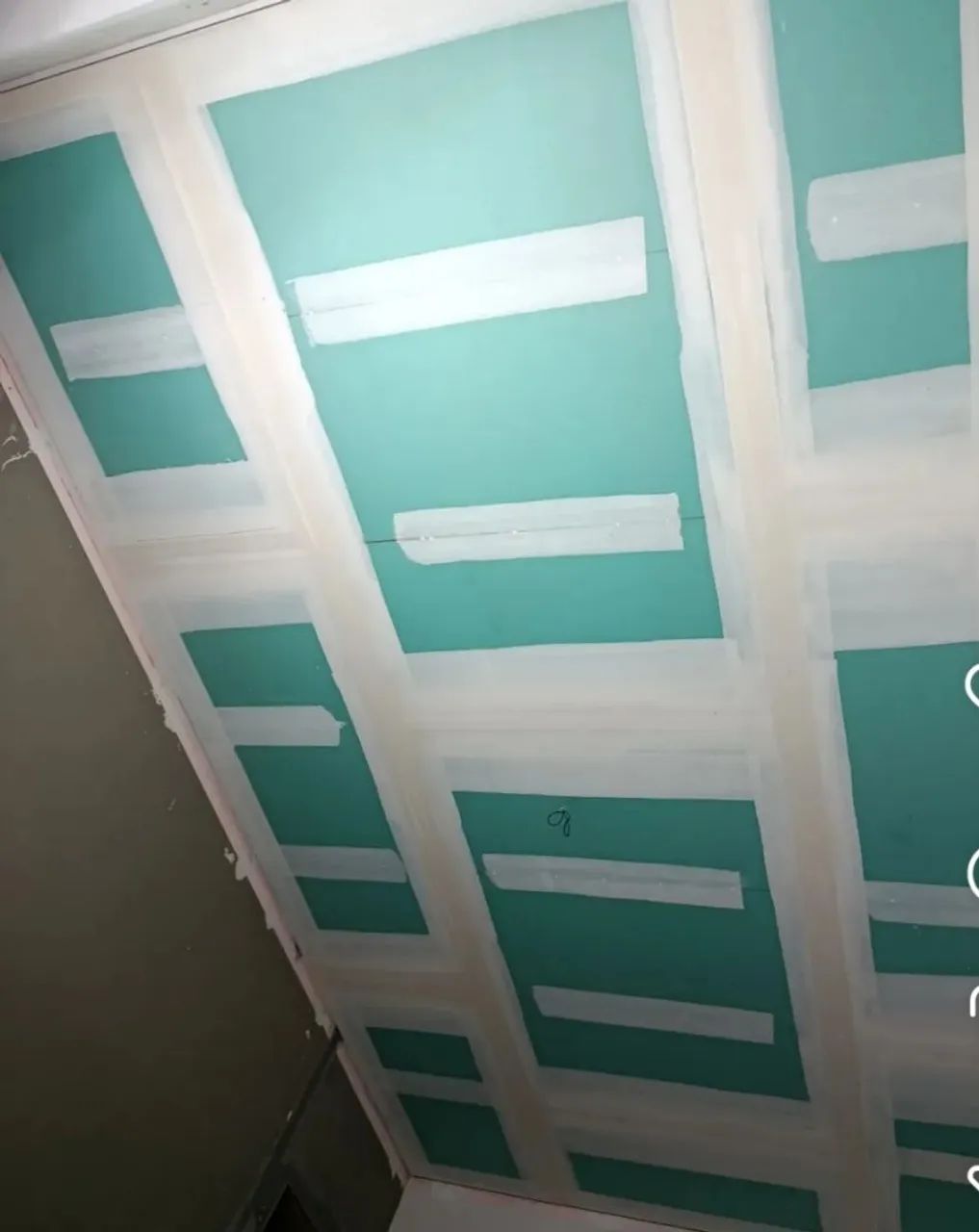 Serviço de gesso  - Foto 3