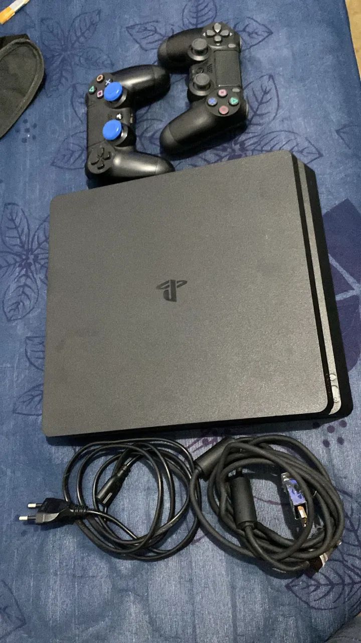 Ps4 Slim 1TB-Seminovo-compatível com desbloqueio  - Foto 2