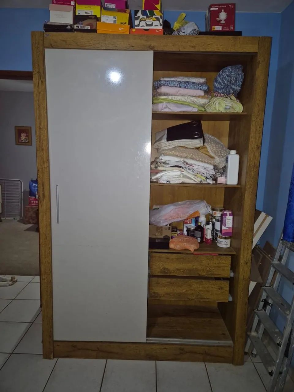 GUARDA-ROUPA DE SOLTEIRO À VENDA - Foto 3