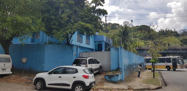Aluguel casa comercial, Dois irmãos