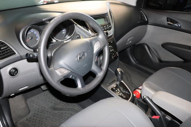 HYUNDAI HB20S 2015/2015 1.6 COMFORT PLUS 16V FLEX 4P AUTOMÁTICO - Foto 9