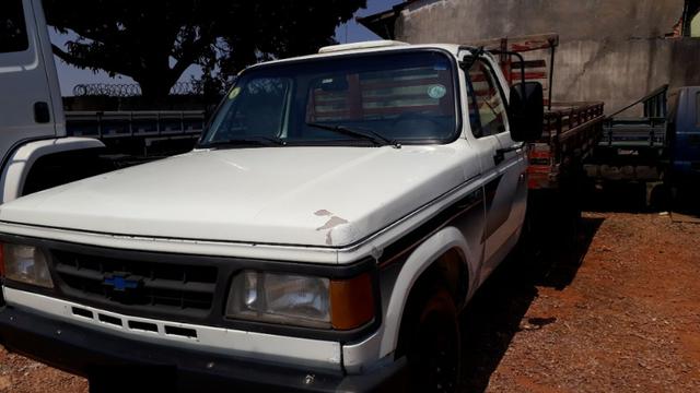 Gm/chevrolet d40 1985/85 muito boa