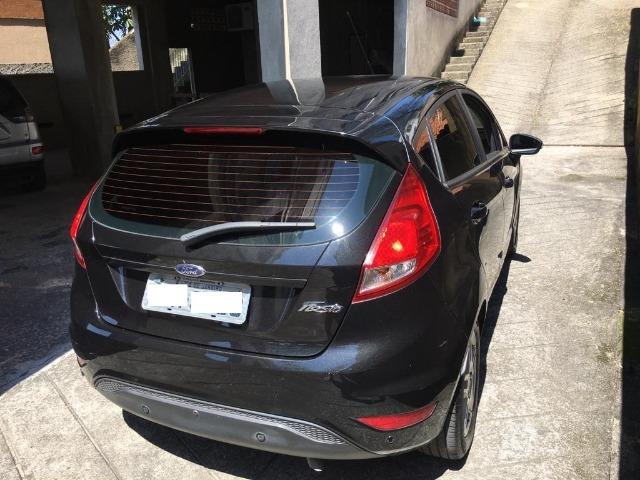 New Fiesta SEL 1.6 2018 Completíssimo couro multimídia gnv 5ª geração - Foto 2