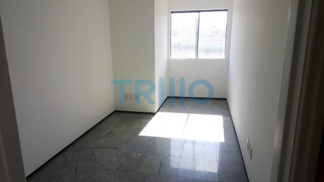 Edifício Florinda Barreira - Apartamento á Venda com 3 quartos, 3 vagas, 150.00m² (AP0086) - Foto 7