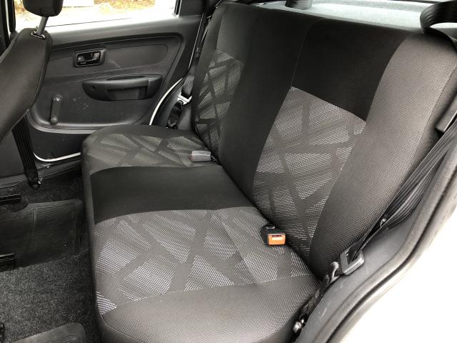 Fiat Palio Celebration 1.0 Fire Flex 8V 4p - Branco - 2016 - Foto 11
