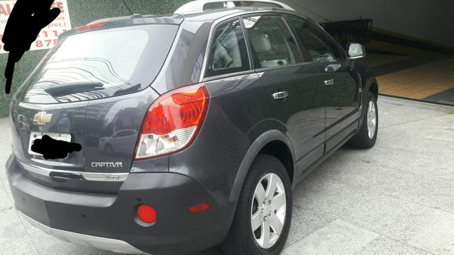Capitiva 2.4 ecotec automatica cinza 2010 novinha - Foto 12