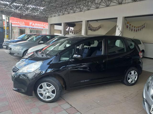 Fit dx 1.4 2013 o mais Novo de Sergipe com apenas 57.000 km + direção elétrica