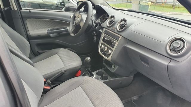 VW Voyage 1.6 Flex ANO 2013 Montanha Automoveis - Foto 6