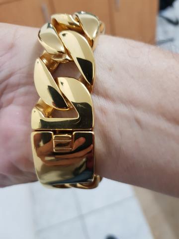 Bracelete ostentacao super top (aço inox foleado a ouro de exelente qualidade) - Foto 4