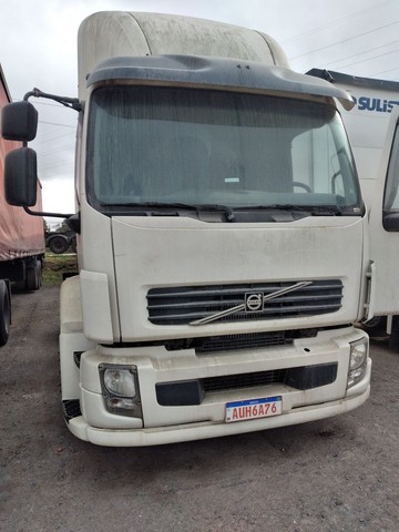 VOLVO VM 310 4×2 2011