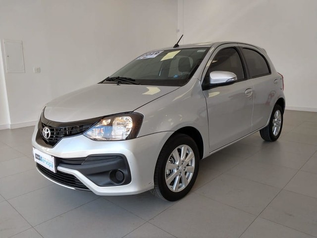 TOYOTA ETIOS HB XPLUS MT