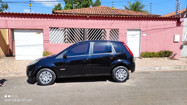 VENDO FORD FIESTA ANO 2013 COMPLETO
