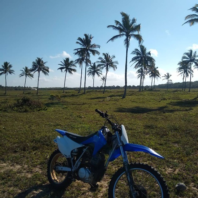 MOTO DE TRILHA