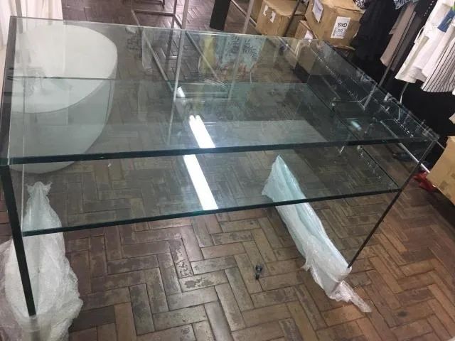 Mesa de apoio para lojas - DESMONTADA - Foto 3