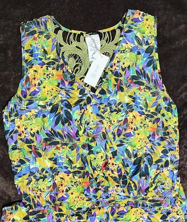Vestido floral com renda - Tamanho M