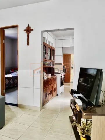 Casa com 02 Quartos no Bairro São Vicente