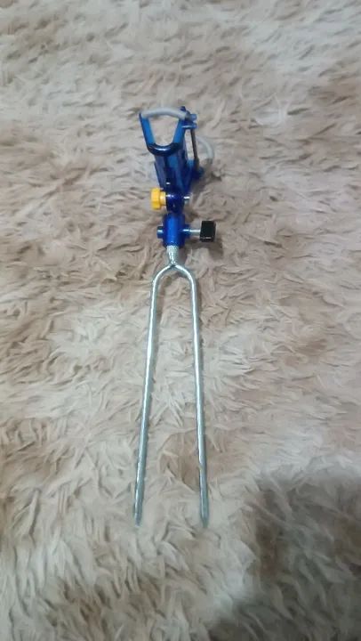 Suporte para vara de pesca novo - Foto 2