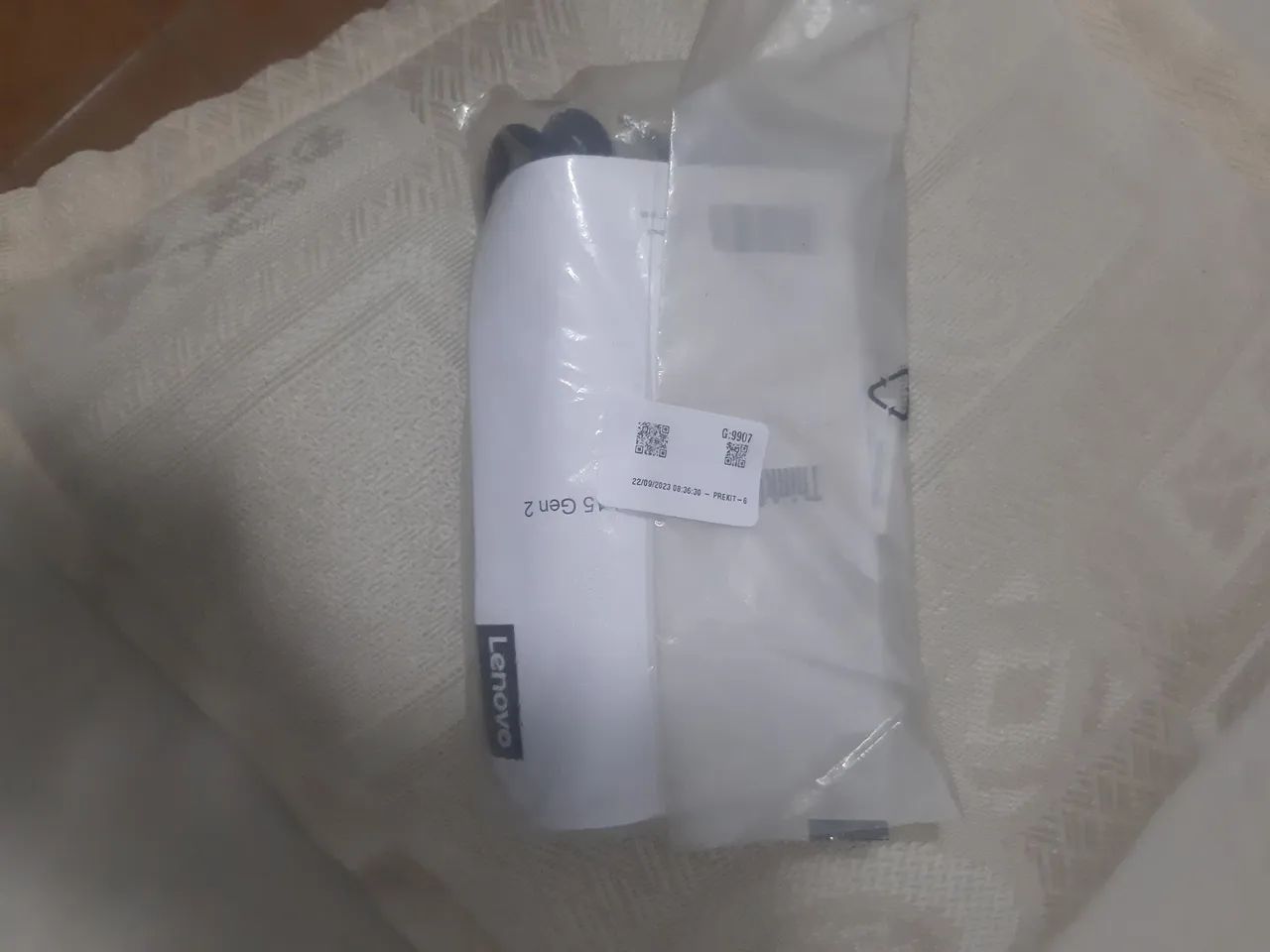 Cabo de alimentação e carregador original notebook Lenovo - Foto 2