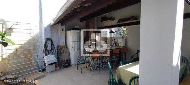 Casa Linear - Piscina - Churrasqueira - grande área externa com living room - 3 quartos se - Foto 6