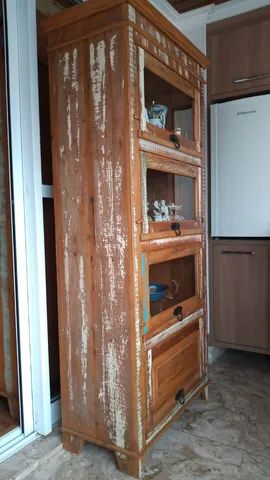 Armário Cristaleira Restos de Tinta em Peroba - Foto 2