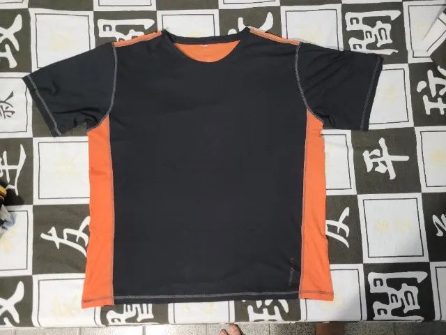 Camisa Básica Gola Careca  - Foto 3