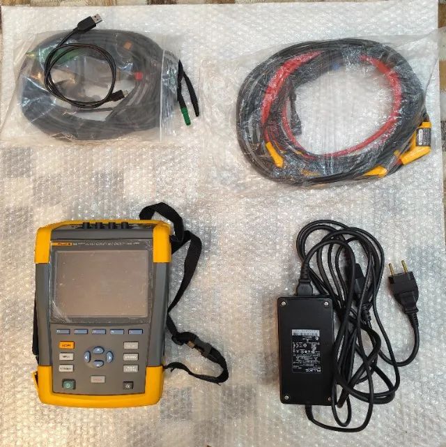 Fluke 435 série II analisador de qualidade de energia - Usado