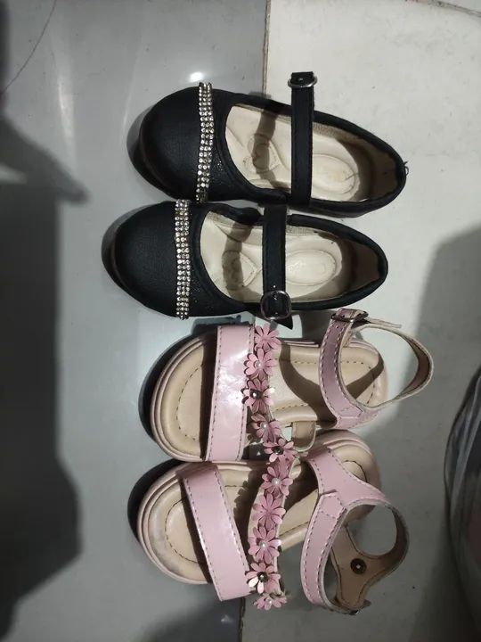 Lotinho Sapato e sandália Bebê - Tamanho 20 ( 15,00 lote)