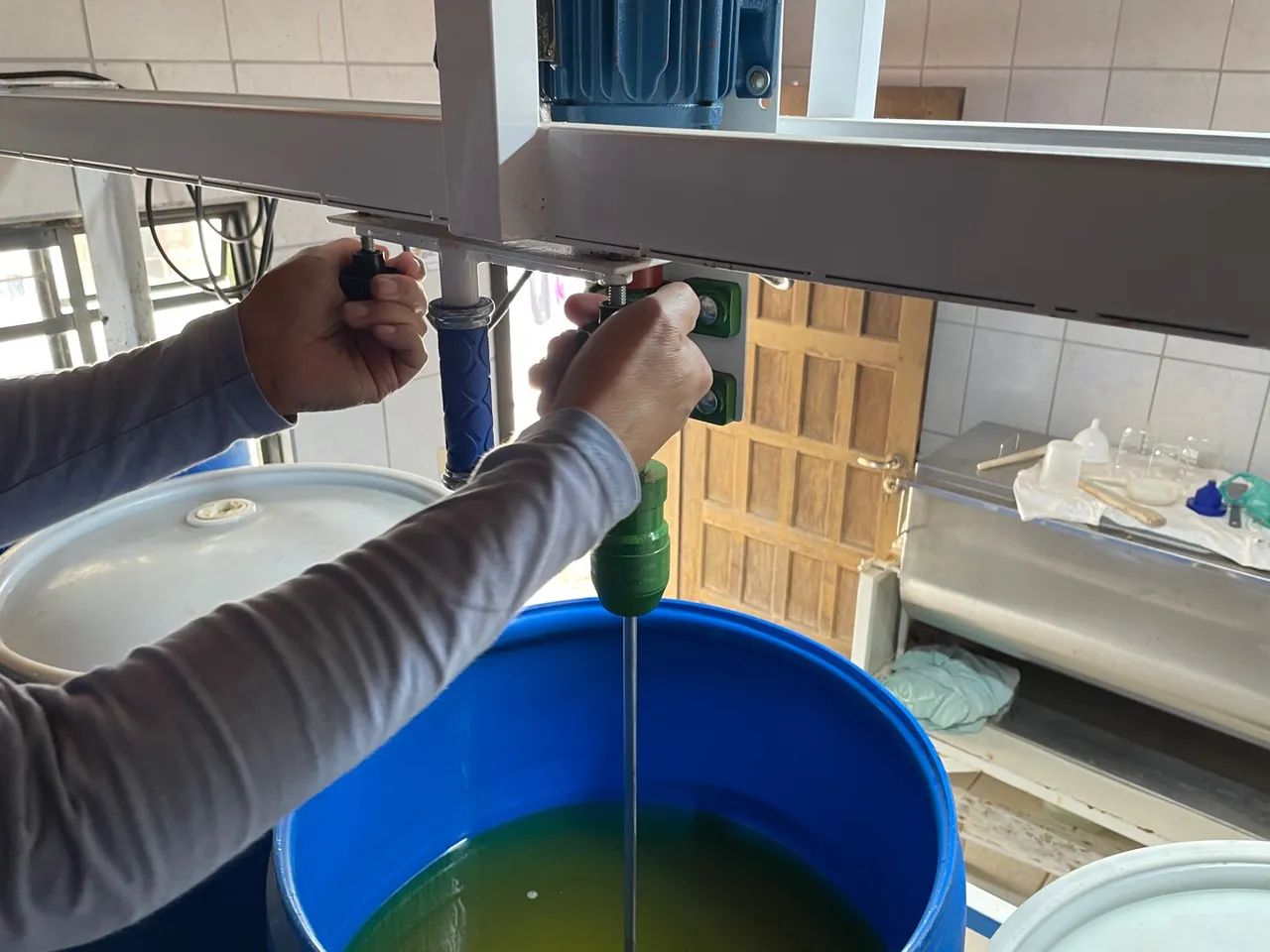 Maquinas para a produção de produtos de limpeza e variados  - Foto 6