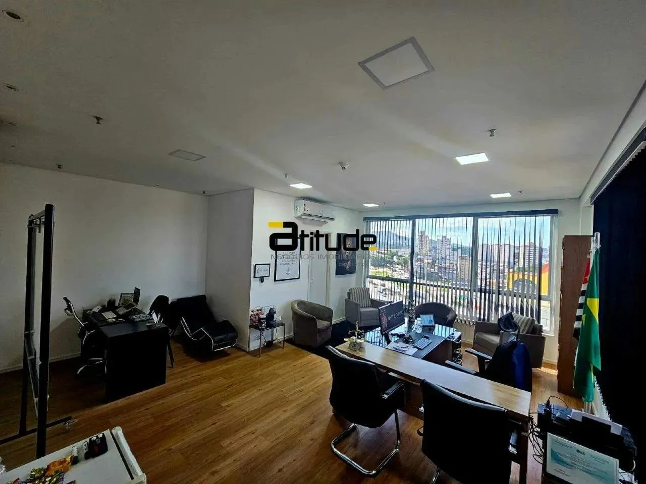 SALA COMERCIAL PARA VENDA NO CONDOMÍNIO NBC - BETHAVILLE - BARUERI - SP