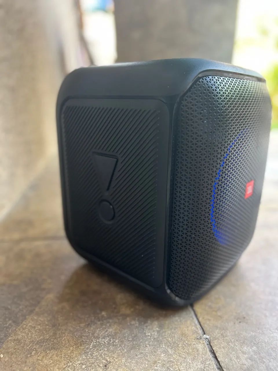 Vendo JBL Encore - Som de qualidade e portabilidade  - Foto 3