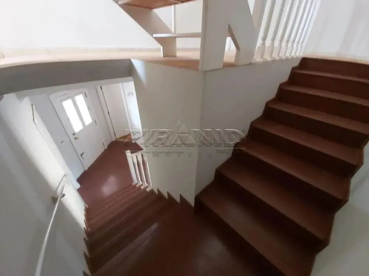 Sobrado residencial estilo neo clássico com 355.50m², bairro Ribeirânia, Zona Leste em Rib - Foto 4