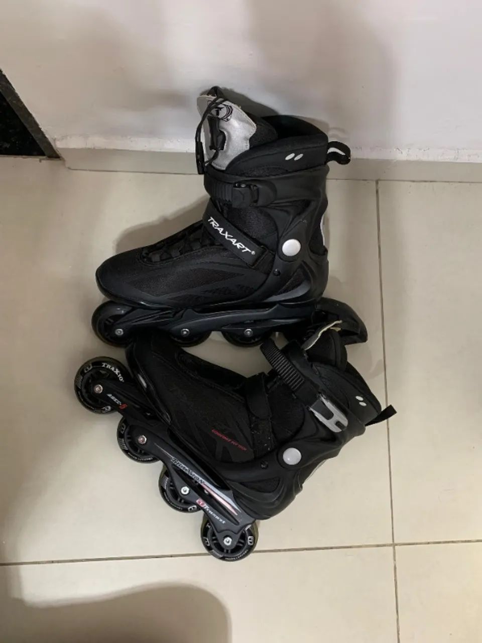 Patins Inline Traxart Traxion - N° 41/42 - NOVO, Usado Apenas 1x! Impecável! - Foto 4