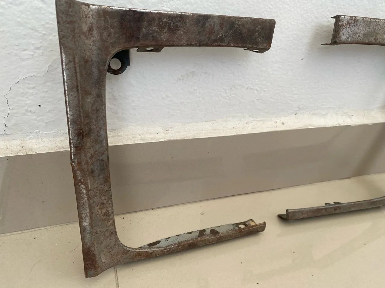 Moldura de Farol Dianteiro - Par opala 78/79 - Foto 5