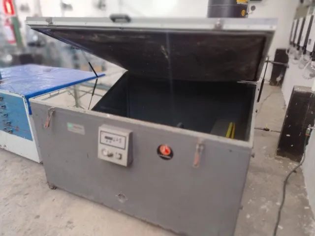 gravadora / reveladora UV de telas serigrafia - marca Larese - Foto 2