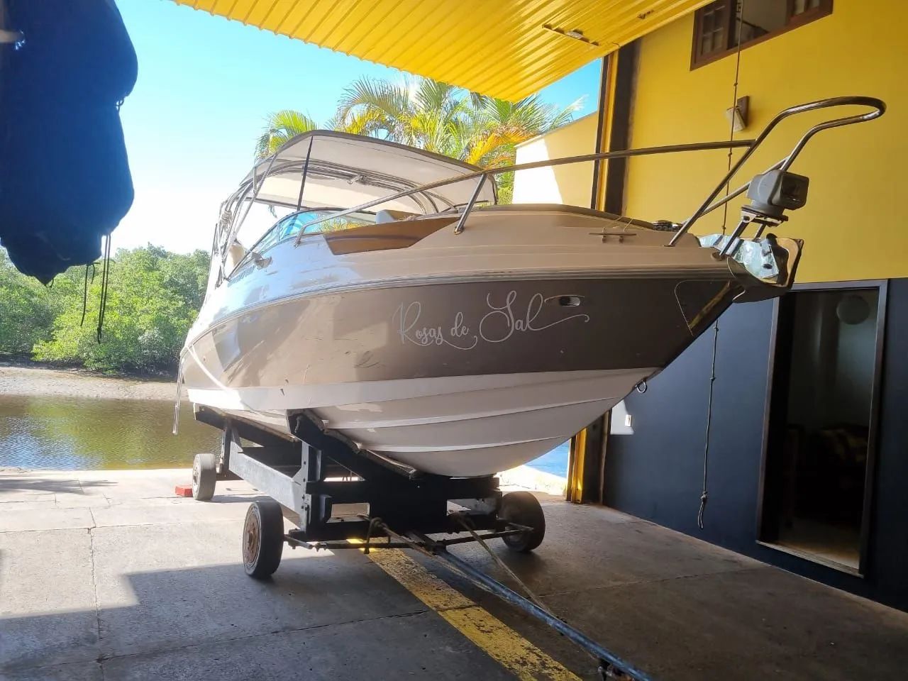 Lancha Triton 230 sport