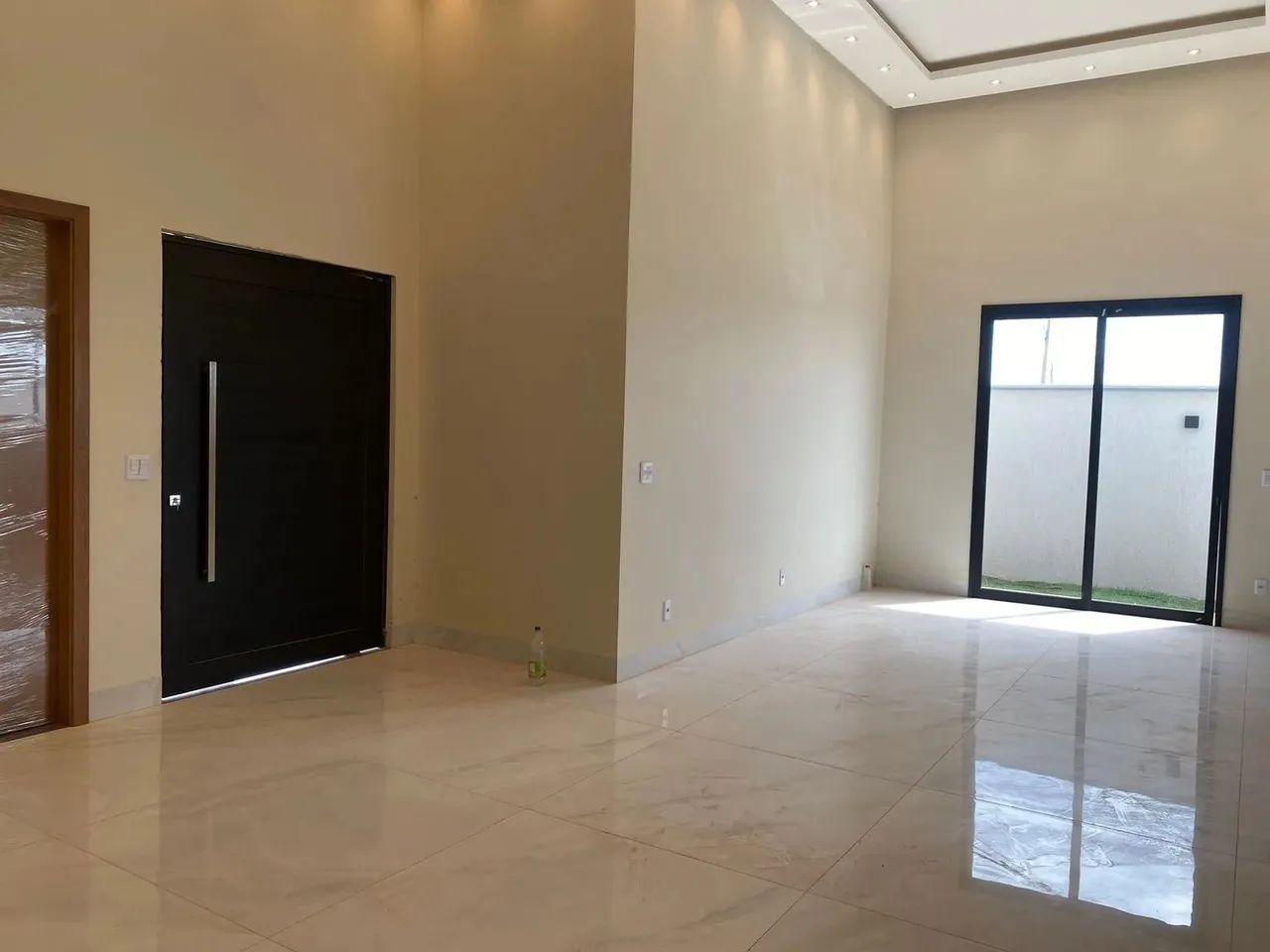 CASA DE LUXO NO CONDOMÍNIO RESIDENCIAL COPAGABANA 3 SUÍTES - Foto 3