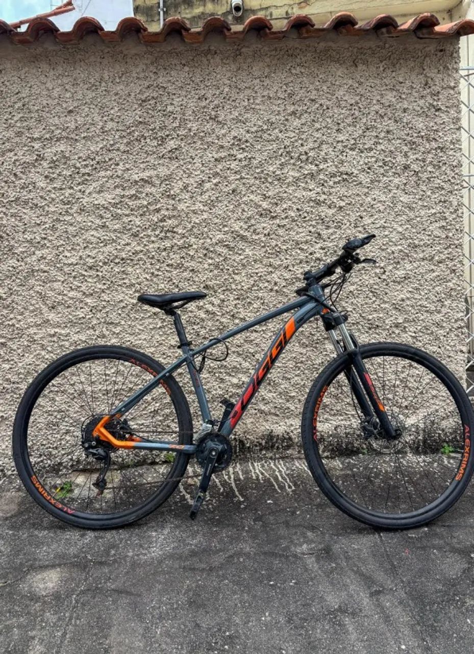 Bicicleta OGGI BIG WHEEL 7.0