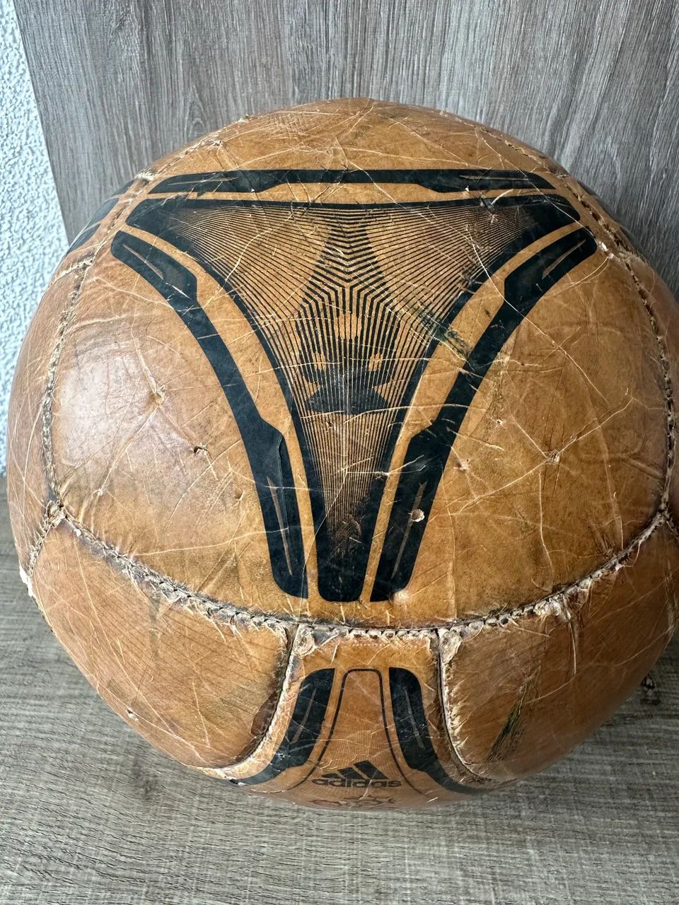 Bola Rara Adidas Tango 12 Glider jogo Euro 2012 Polônia Ucrânia
