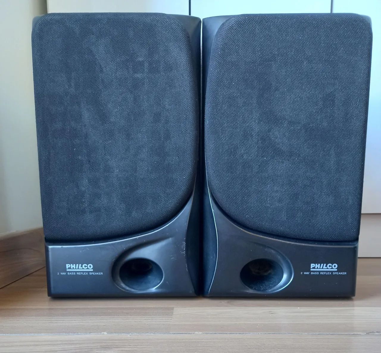2 CAIXAS SOM PHILCO 36,5X21,5X21,5
