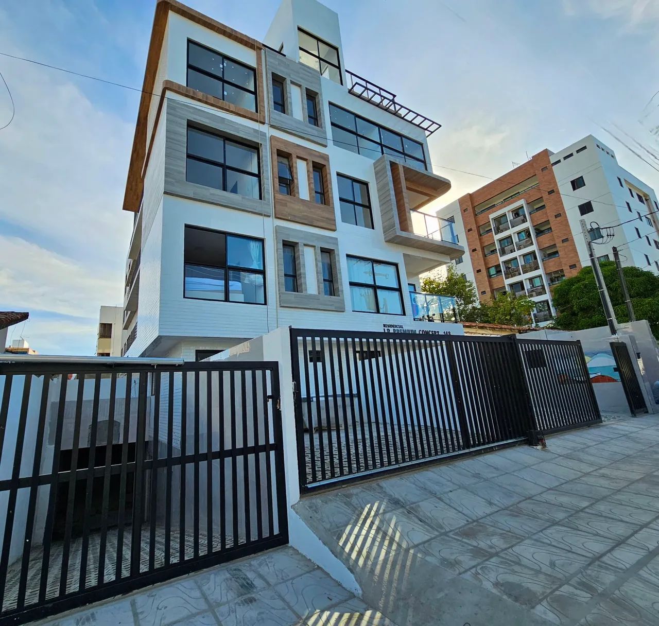 Apartamento nos Bancários, 3 suítes, 102m2