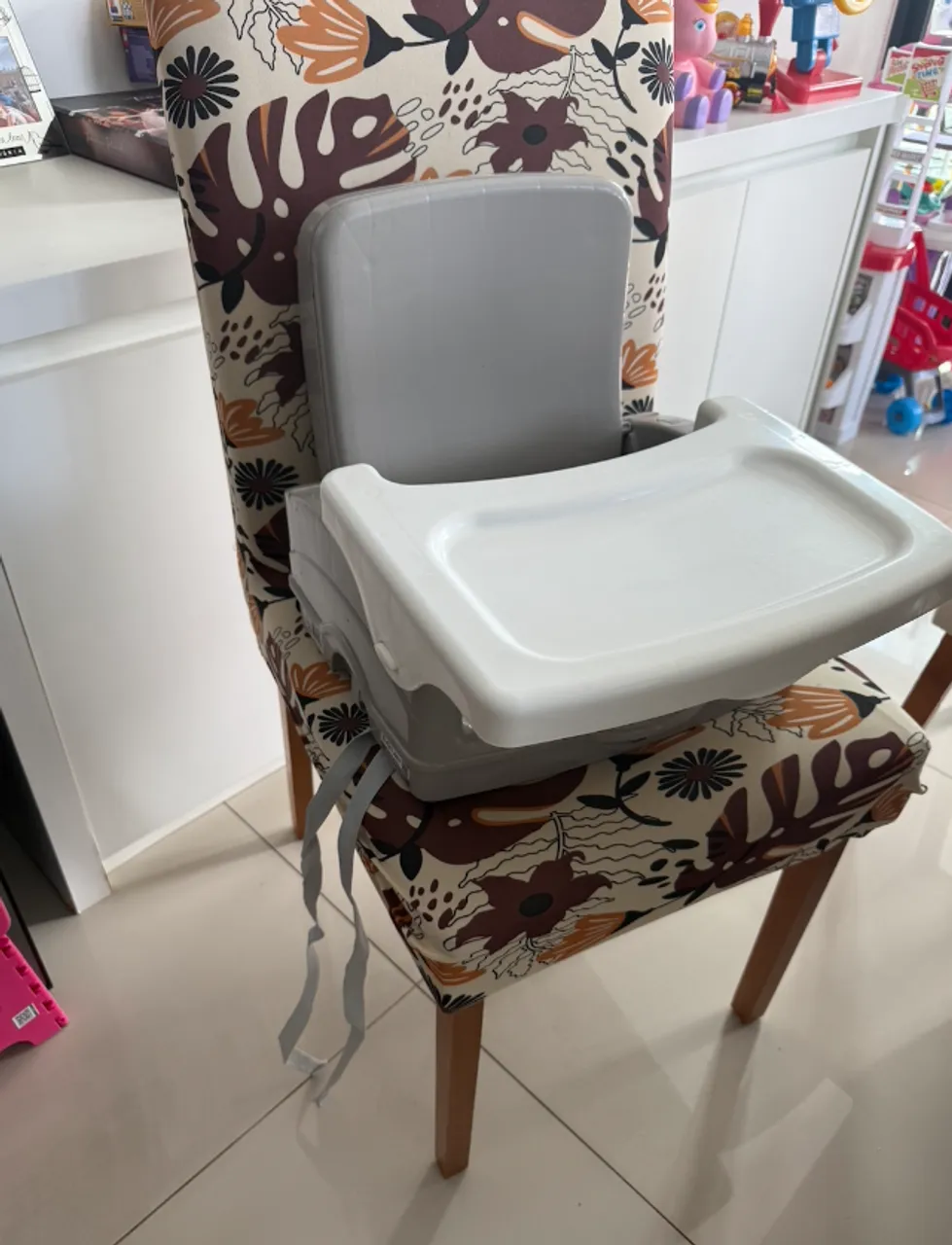 Cadeira de Refeição Portátil Cosco Cinza