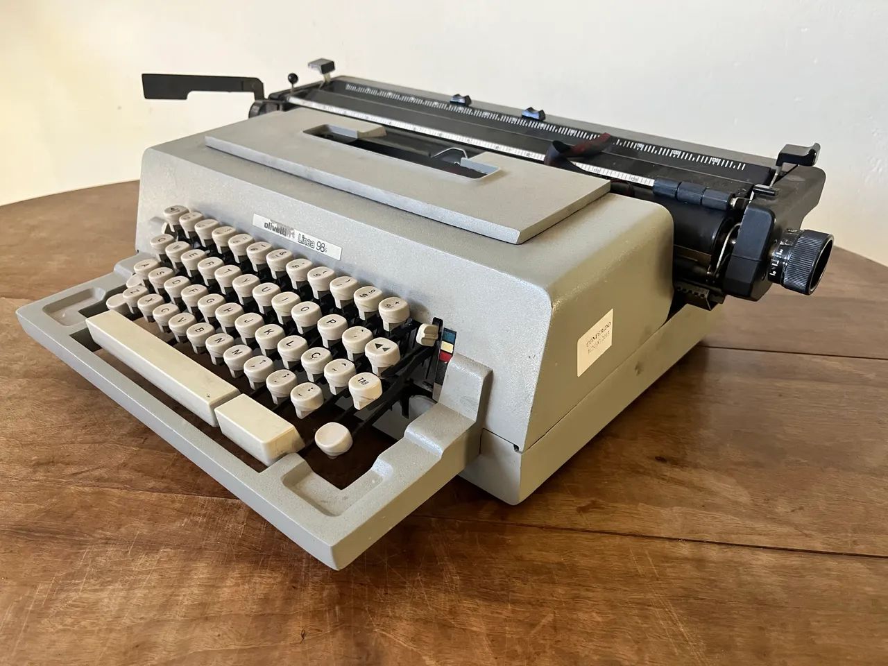 Máquina de escrever64842819190659120