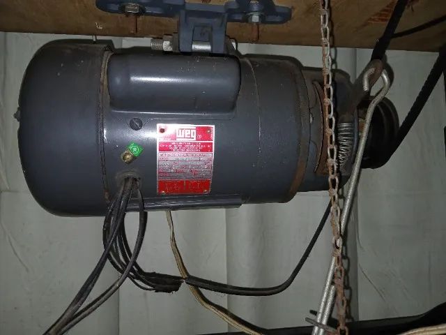 Máquina overloque chinesinha butterfly usada - Foto 5