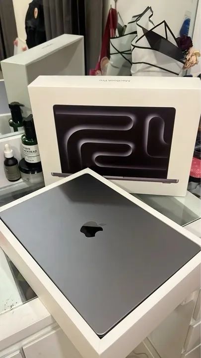 MACBOOK PRO 14.2 INCH M4 MAX  - Foto 2