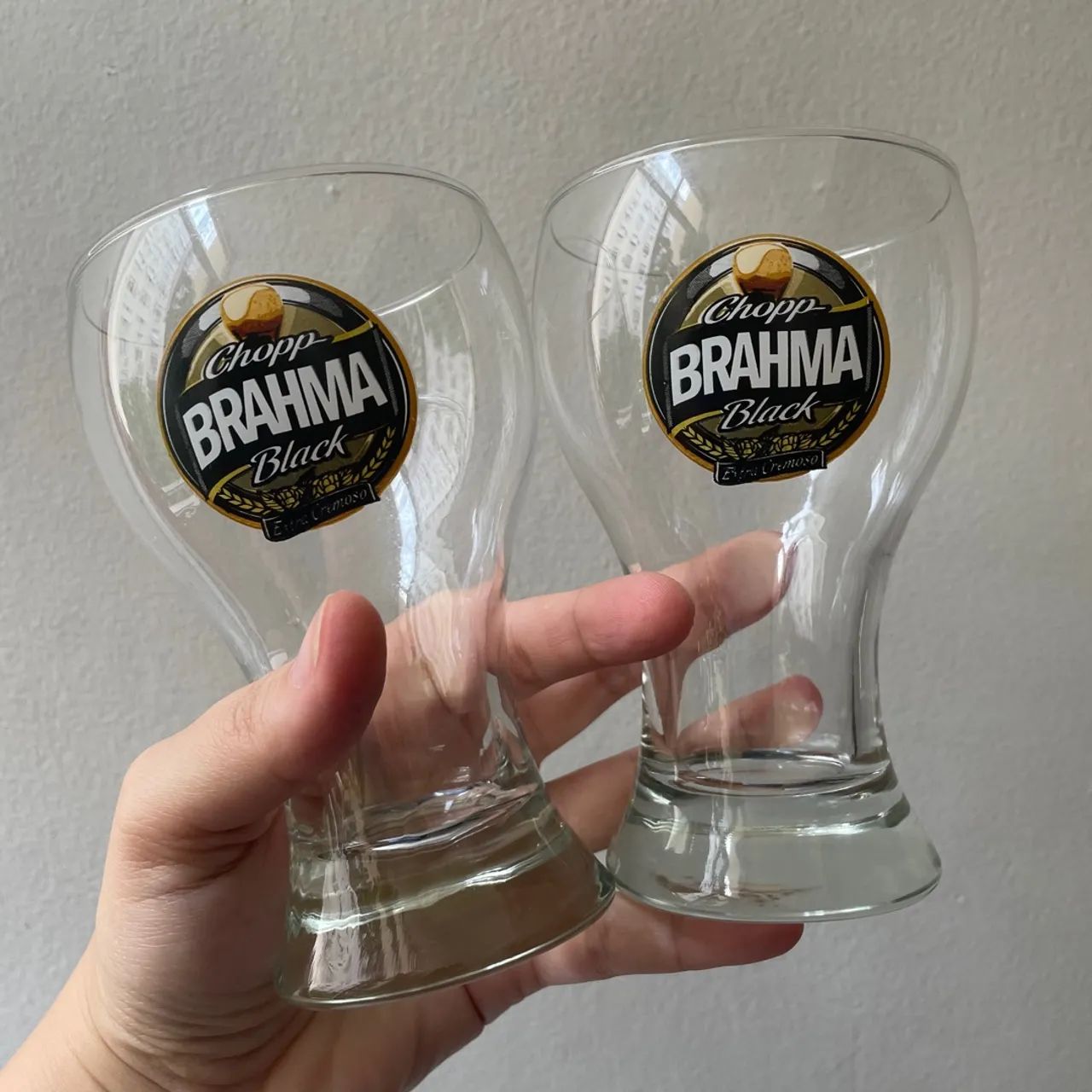 2 Copos de Cerveja Brahma Black