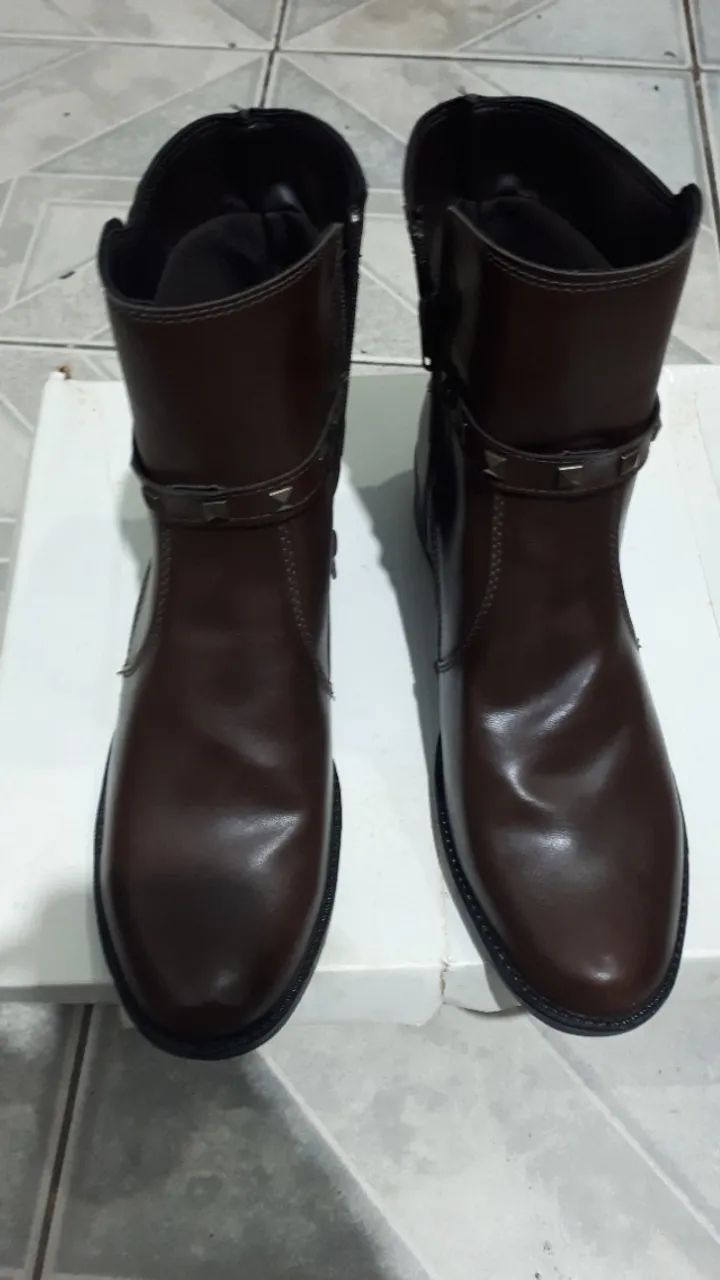 Bota cano curto 